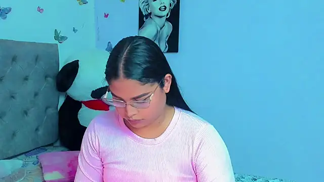 Snapshot of mabellfox chatting on 13, 2, 2025 mabellfox online show from 13, 2, 2025