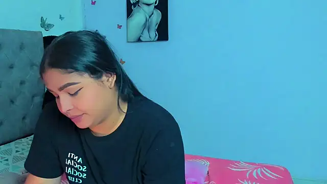 Snapshot of mabellfox chatting on 7, 2, 2025 mabellfox online show from 7, 2, 2025