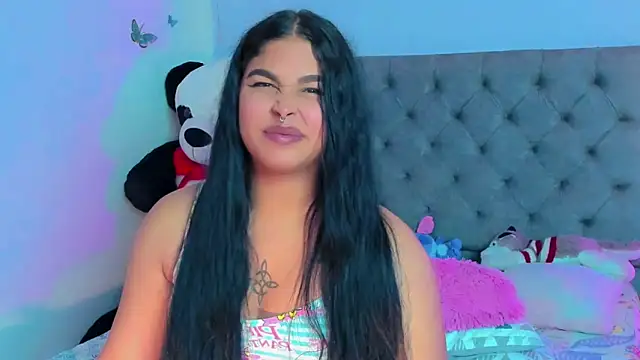 Snapshot of mabellfox chatting on 16, 2, 2025 mabellfox online show from 16, 2, 2025