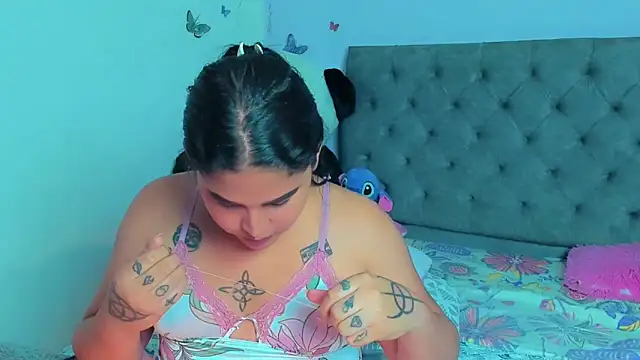 Snapshot of mabellfox chatting on 26, 2, 2025 mabellfox online show from 26, 2, 2025