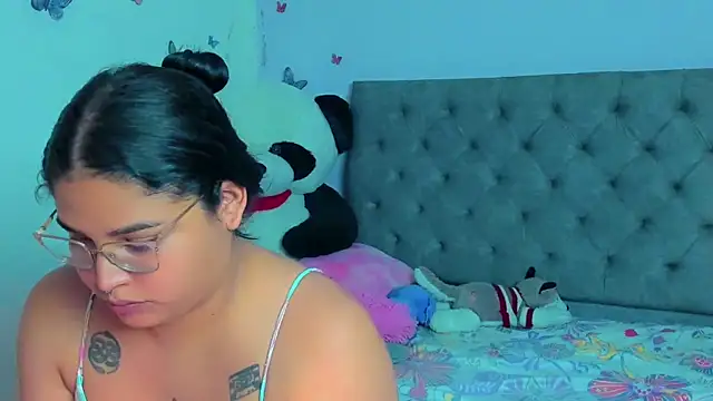 Snapshot of mabellfox chatting on 4, 3, 2025 mabellfox online show from 4, 3, 2025