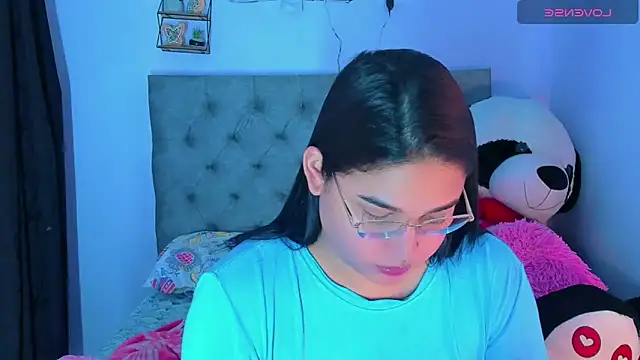 Snapshot of mabellfox chatting on 9, 9, 2025 mabellfox online show from 9, 9, 2025