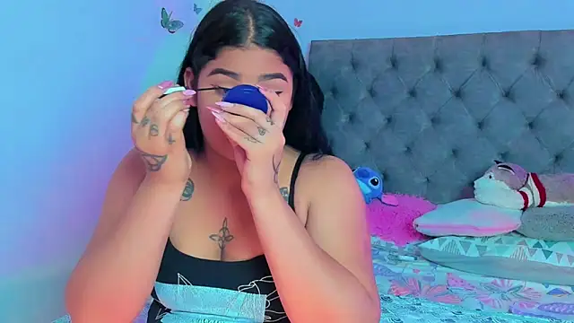 Snapshot of mabellfox chatting on 18, 2, 2025 mabellfox online show from 18, 2, 2025