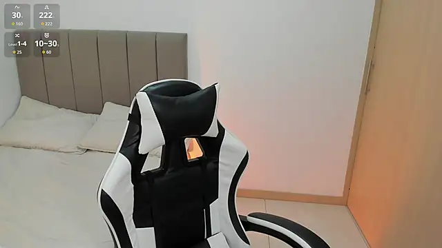 soyamandaa  online show from 5, 3, 2026