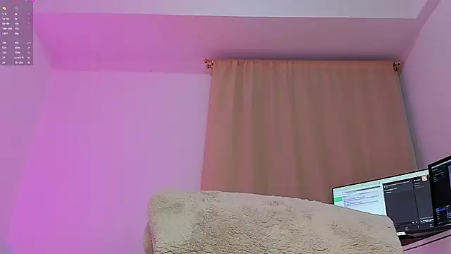 soyamandaa  online show from 4, 11, 2025