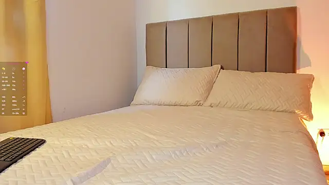 soyamandaa  online show from 27, 2, 2025