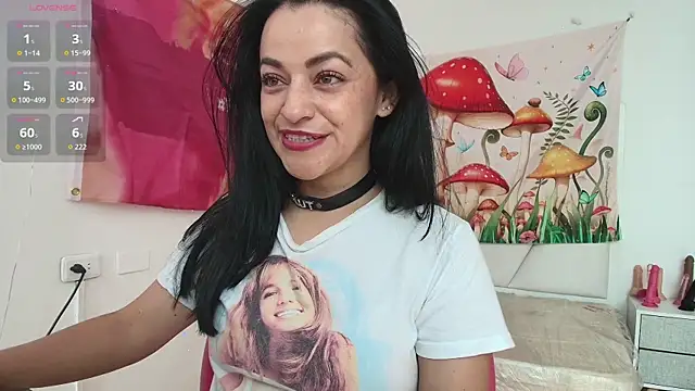 LovelyAzucena online show from 21, 3, 2026