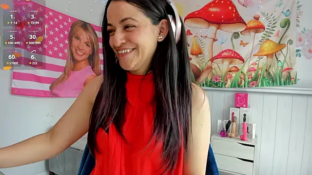 LovelyAzucena online show from 5, 11, 2025