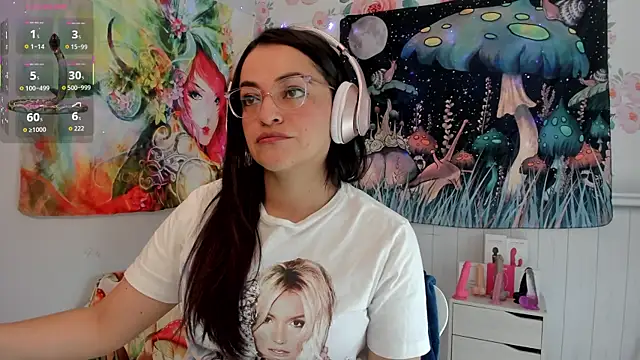 LovelyAzucena online show from 11, 9, 2025