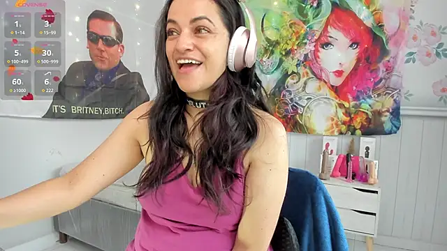 LovelyAzucena online show from 3, 11, 2025