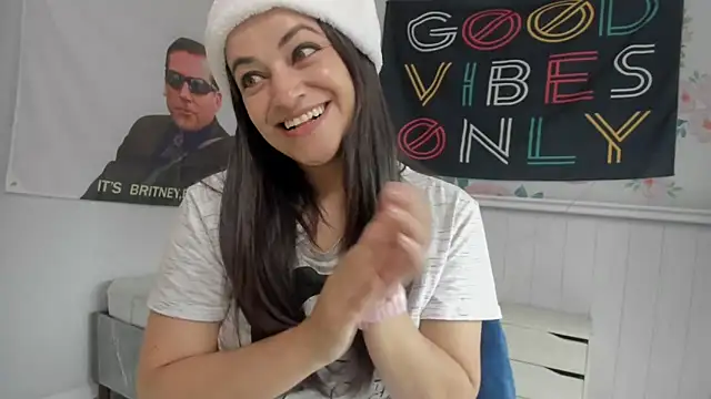 LovelyAzucena online show from 20, 12, 2025