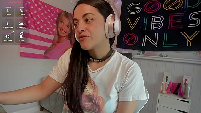 LovelyAzucena online show from 30, 10, 2025