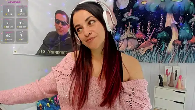 LovelyAzucena online show from 12, 3, 2025