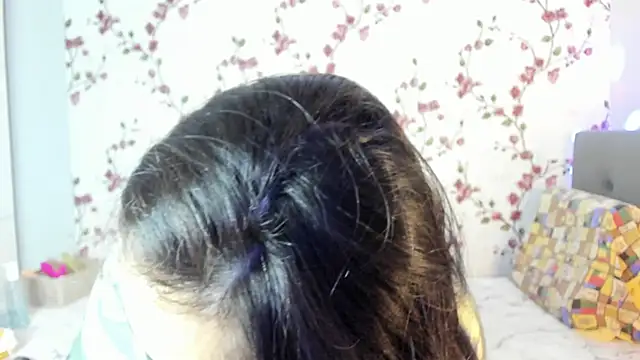 Alisagold90 online show from 9, 11, 2025