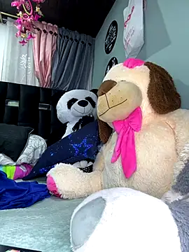 Noa Sakura  online show from 2, 11, 2025