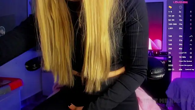 TiffanyBela online show from 22, 3, 2025