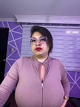 MiiaaJoness online show from 28, 5, 2026