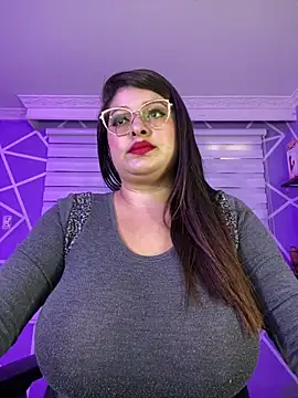 MiiaaJoness online show from 27, 2, 2025