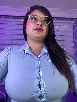 MiiaaJoness online show from 17, 3, 2025