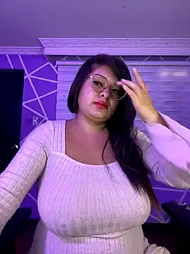 MiiaaJoness online show from 16, 9, 2025