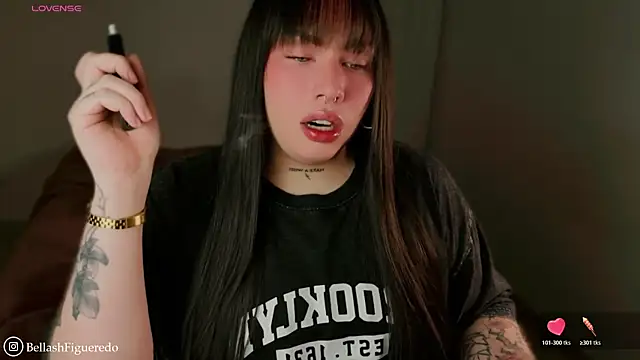 IsabellaFigueredo   online show from 25, 3, 2026