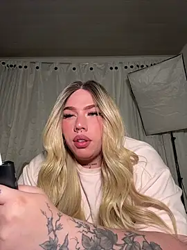 IsabellaFigueredo   online show from 5, 11, 2025