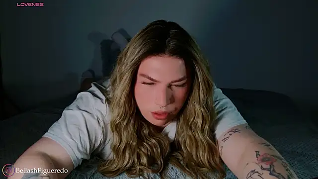 IsabellaFigueredo   online show from 1, 12, 2025