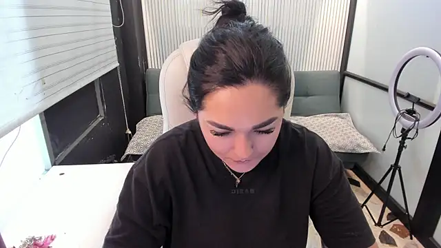 CelesteBrucee online show from 16, 4, 2026