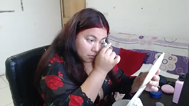 girl milk2 online show from 19, 2, 2025