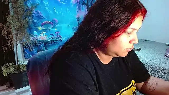 girl milk2 online show from 3, 2, 2025