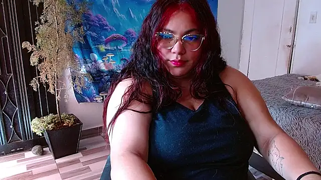 girl milk2 online show from 28, 1, 2025