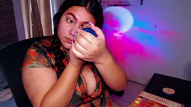 Snapshot of girl_milk2 chatting on 26, 2, 2026 girl milk2 online show from 26, 2, 2026