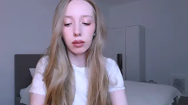 Luna insniity online show from 26, 3, 2026