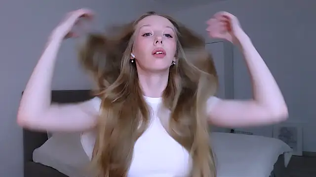 Luna insniity online show from 26, 2, 2026