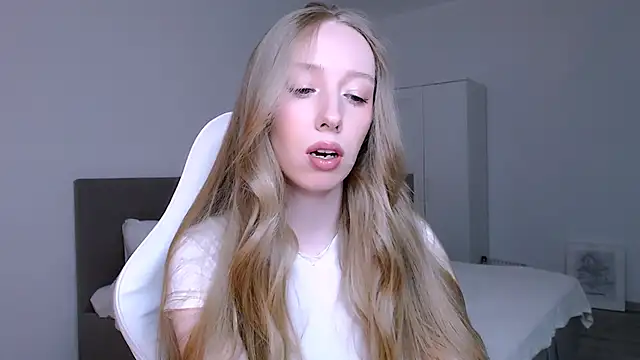 Luna insniity online show from 9, 2, 2026