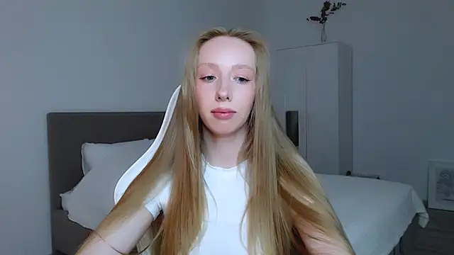 Luna insniity online show from 9, 9, 2025