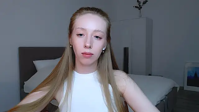 Luna insniity online show from 15, 2, 2025