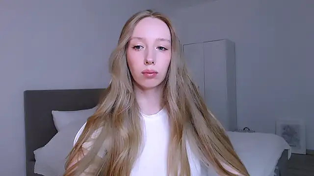 Luna insniity online show from 6, 3, 2026