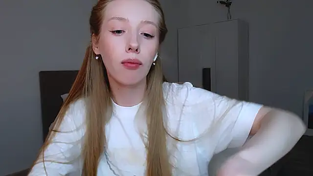 Luna insniity online show from 8, 3, 2025