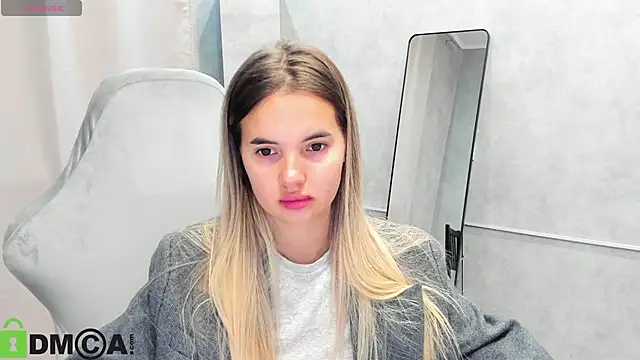 Snapshot of Donna_Evans chatting on 12, 9, 2025 Donna Evans online show from 12, 9, 2025