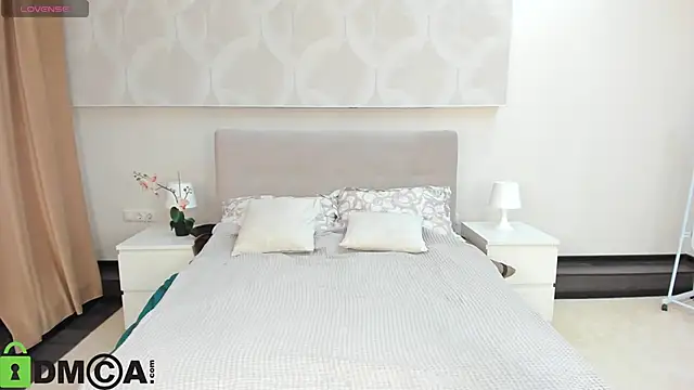 Snapshot of Donna_Evans chatting on 14, 11, 2025 Donna Evans online show from 14, 11, 2025