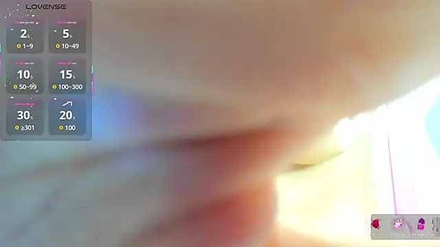 Snapshot of Donna_Evans chatting on 11, 3, 2025 Donna Evans online show from 11, 3, 2025