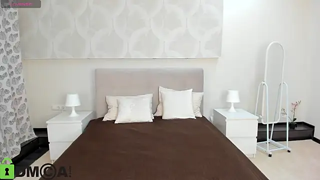 Snapshot of Donna_Evans chatting on 16, 9, 2025 Donna Evans online show from 16, 9, 2025