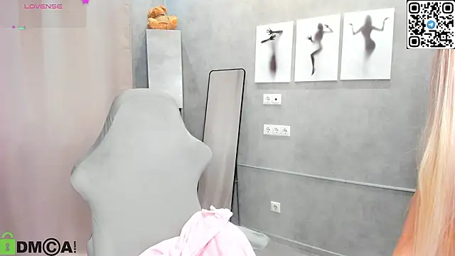 Donna Evans online show from 9, 3, 2026