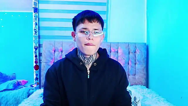  justinmoon2 online show from 15, 5, 2026
