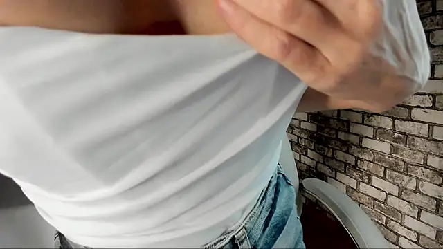 Eva Melow online show from 22, 11, 2025