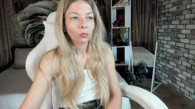 Eva Melow online show from 19, 4, 2026