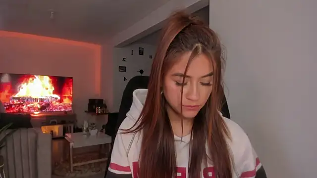 Snapshot of aliss_ev chatting on 7, 2, 2025 aliss ev online show from 7, 2, 2025