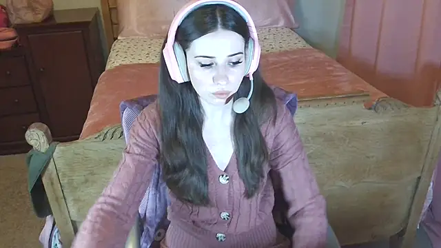 alisonfields online show from 6, 3, 2026