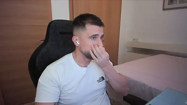 alex877x online show from 24, 10, 2025